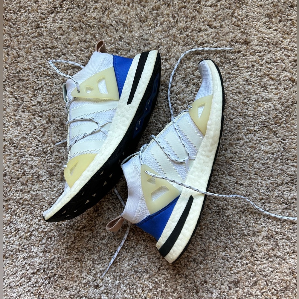 Women’s Adidas Originals Arkyn Sneaker